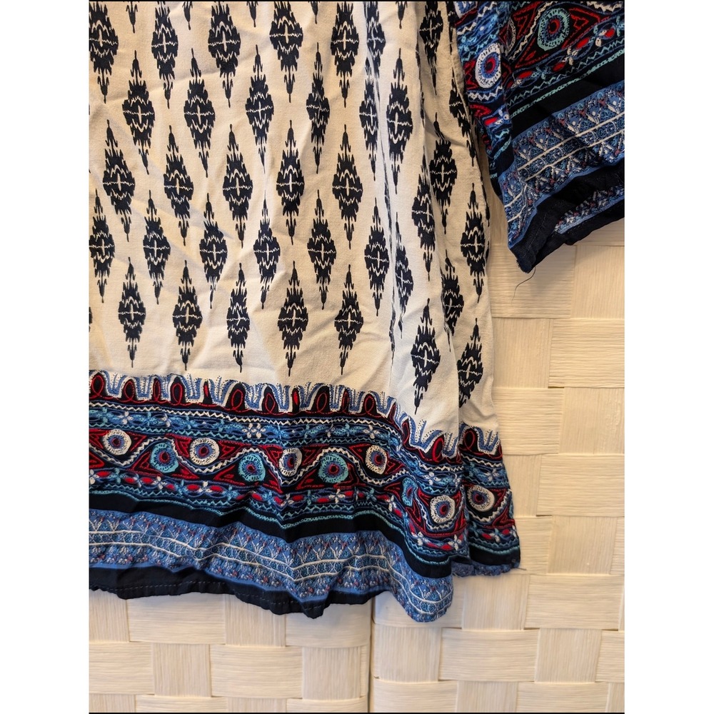 Caleasa Navy Blue Embroidered V-Neck Ikat Floral Boho Tunic Top Large - Picture 7 of 16